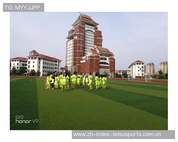 足球训练营培养未来足球明星的梦想之旅与成长故事 足球训练营培养未来足球明星的梦想之旅与成长故事